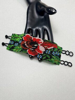 Vintage Floral Panel Bracelet Silver Tone Etched Design Size 7.5"